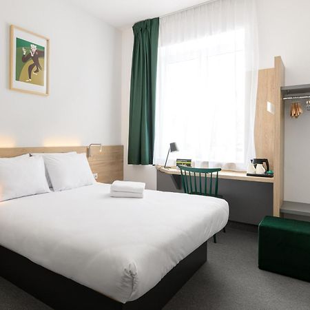 B&B Hotel Kalisz Centrum ภายนอก รูปภาพ