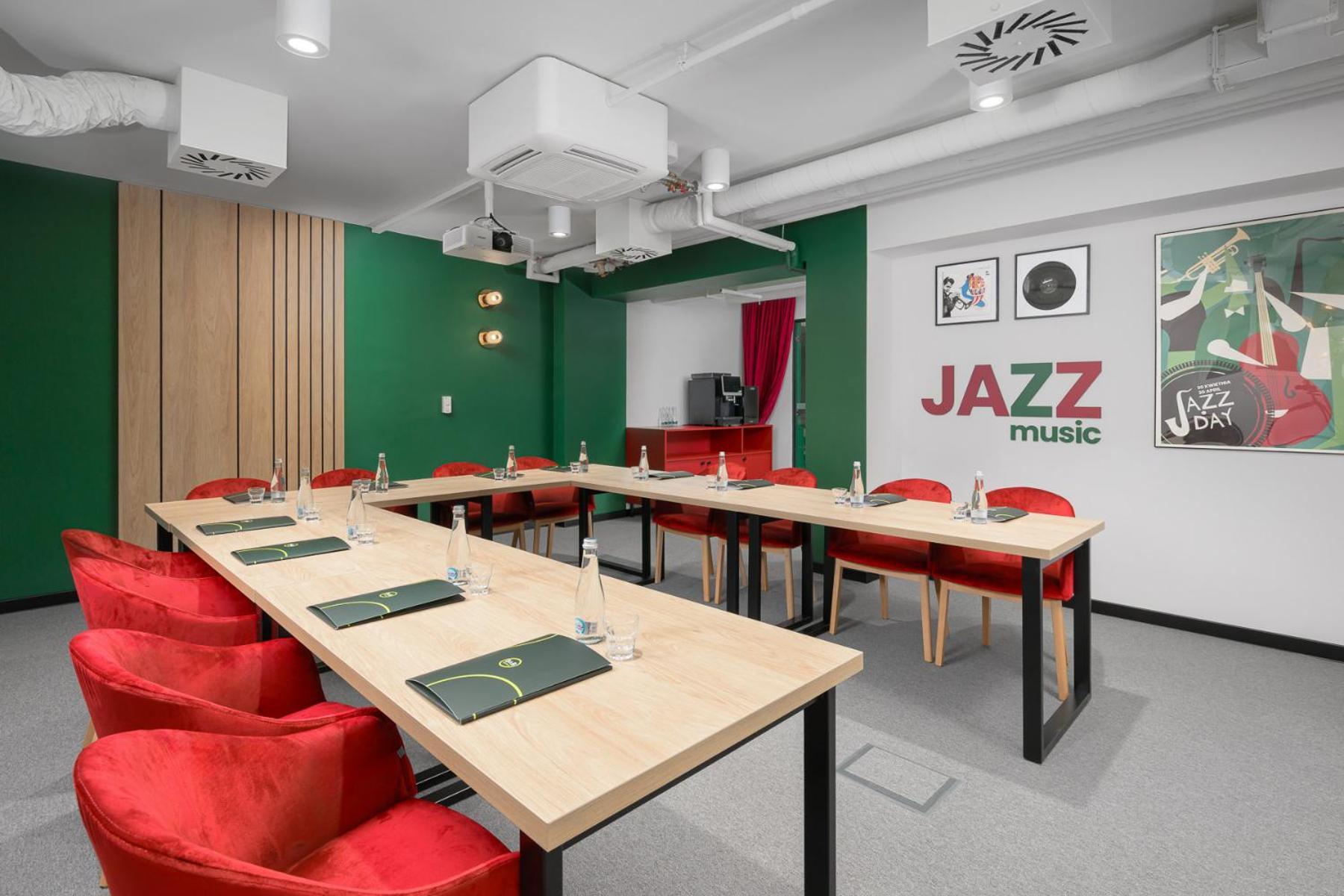 B&B Hotel Kalisz Centrum ภายนอก รูปภาพ