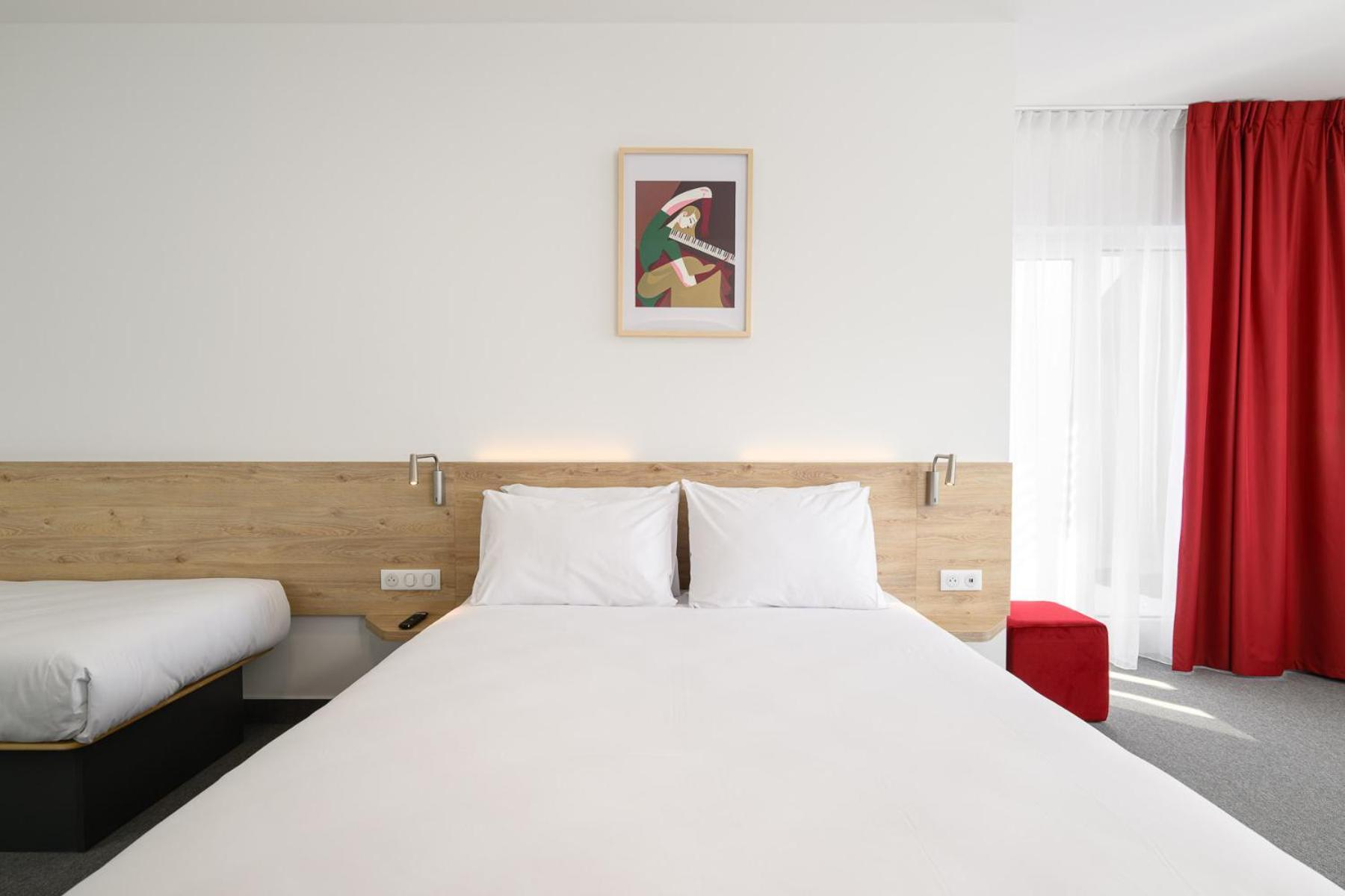 B&B Hotel Kalisz Centrum ภายนอก รูปภาพ