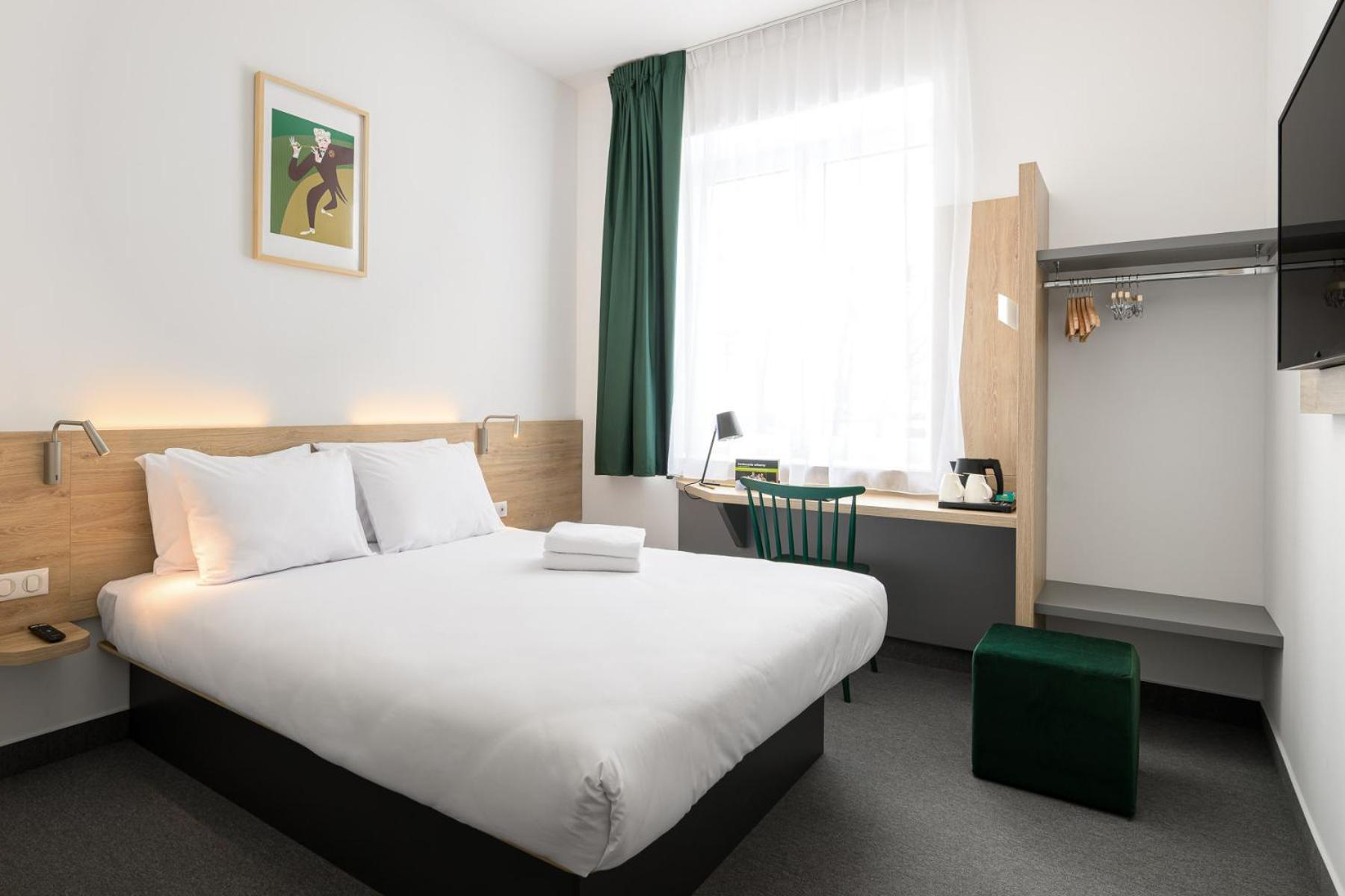 B&B Hotel Kalisz Centrum ภายนอก รูปภาพ
